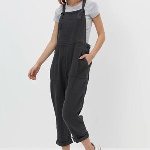 Aerie Dark Gray Gauzy Lightweight Roll Cuff Overalls size M Loungewear Casual